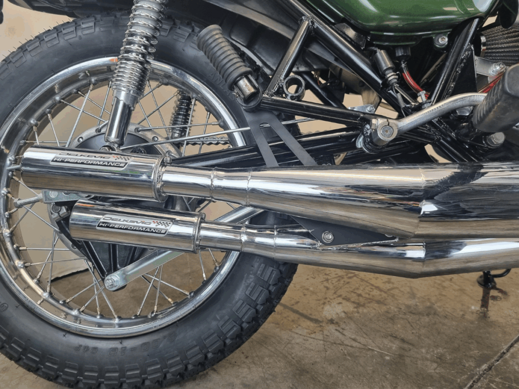 Green H2B KAWASAKI 1974