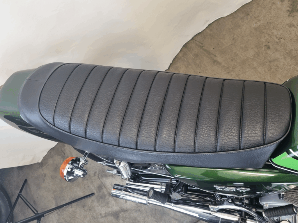 Green H2B KAWASAKI 1974