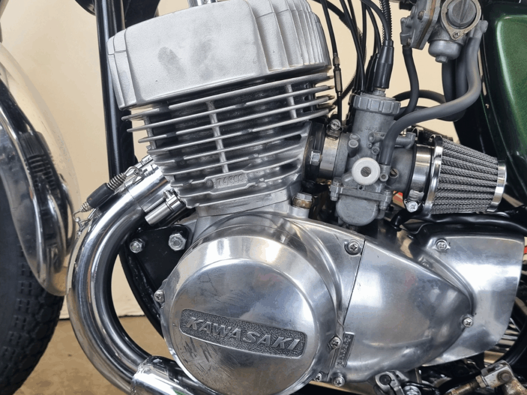 Green H2B KAWASAKI 1974